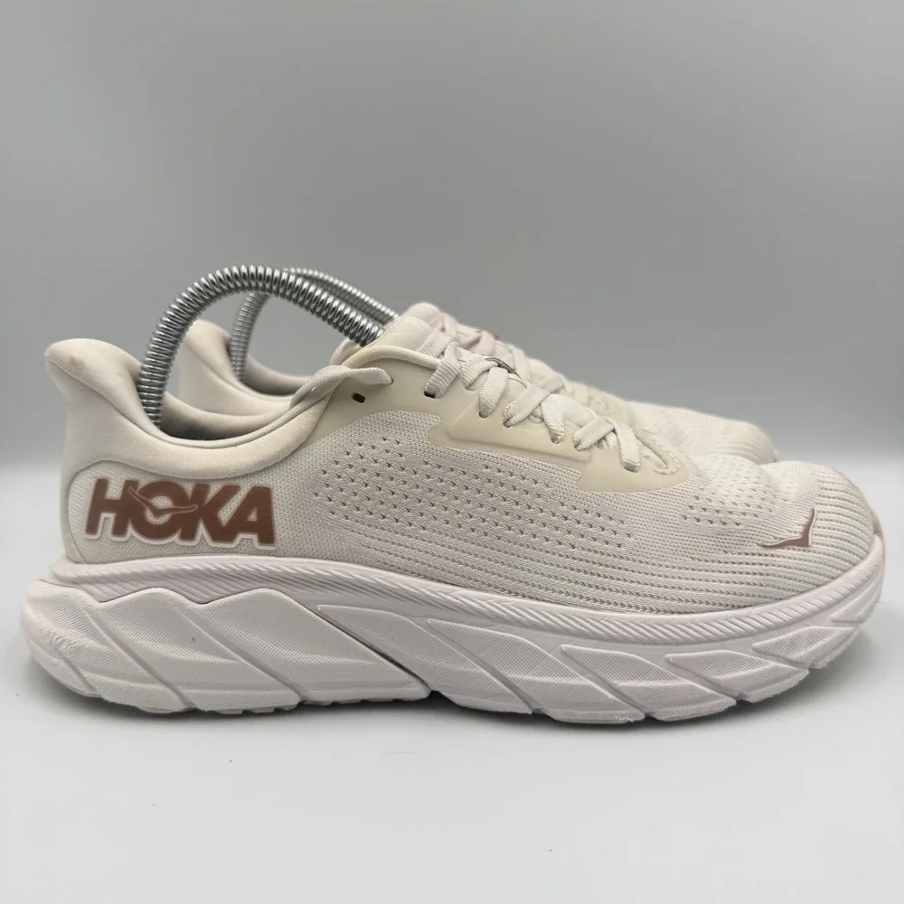 Hoka One One Arahi 7 Womens Size 8 Running Shoes Sneakers Cream Rose Gold